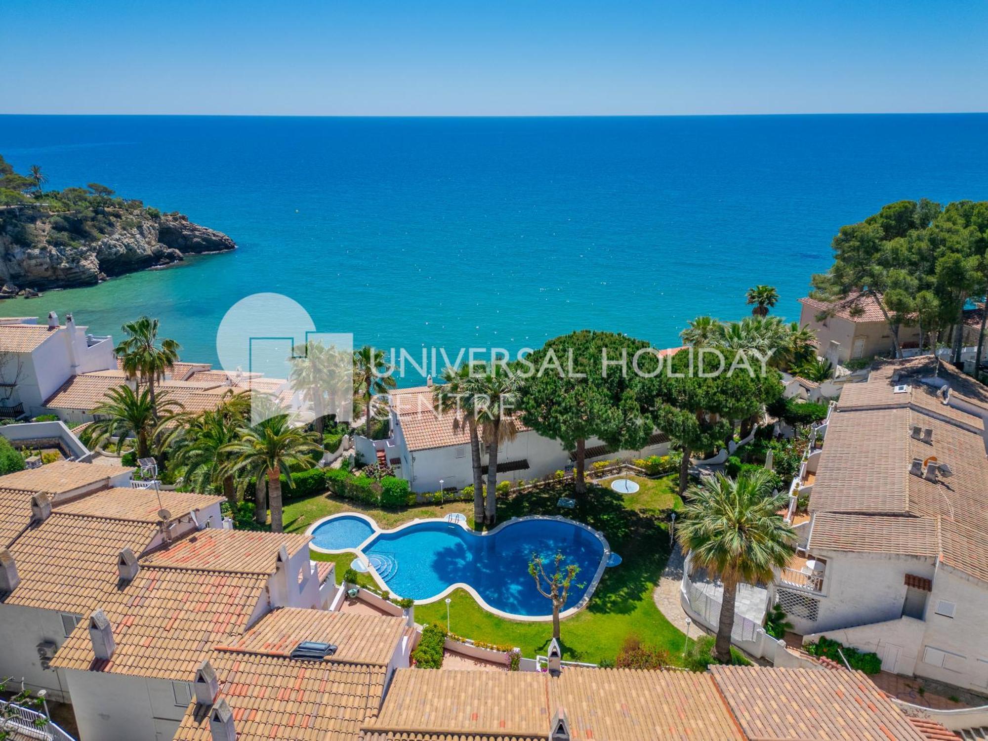 Uhc Casasblancas Family Complex Salou