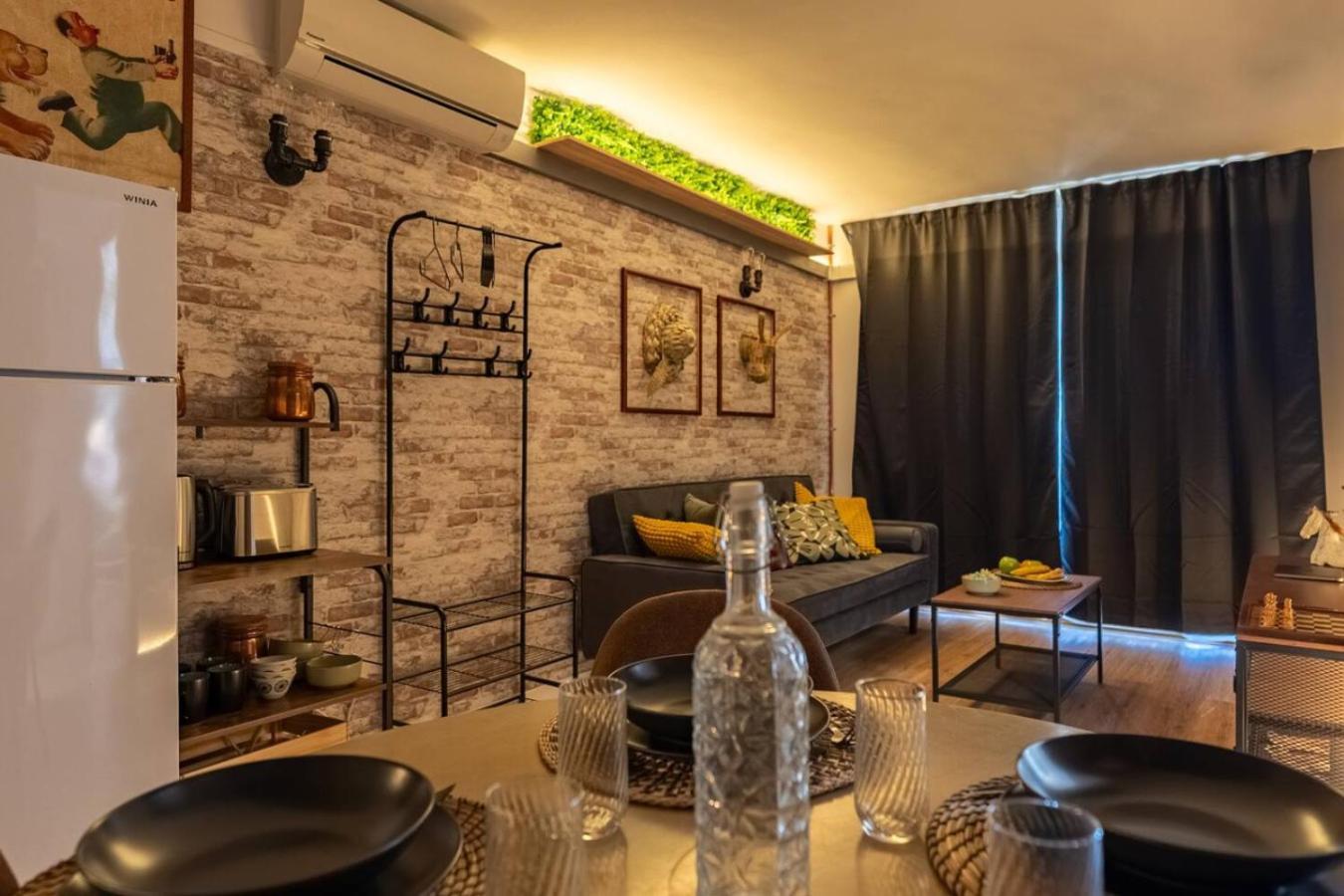Industrial Loft At The Apartment
