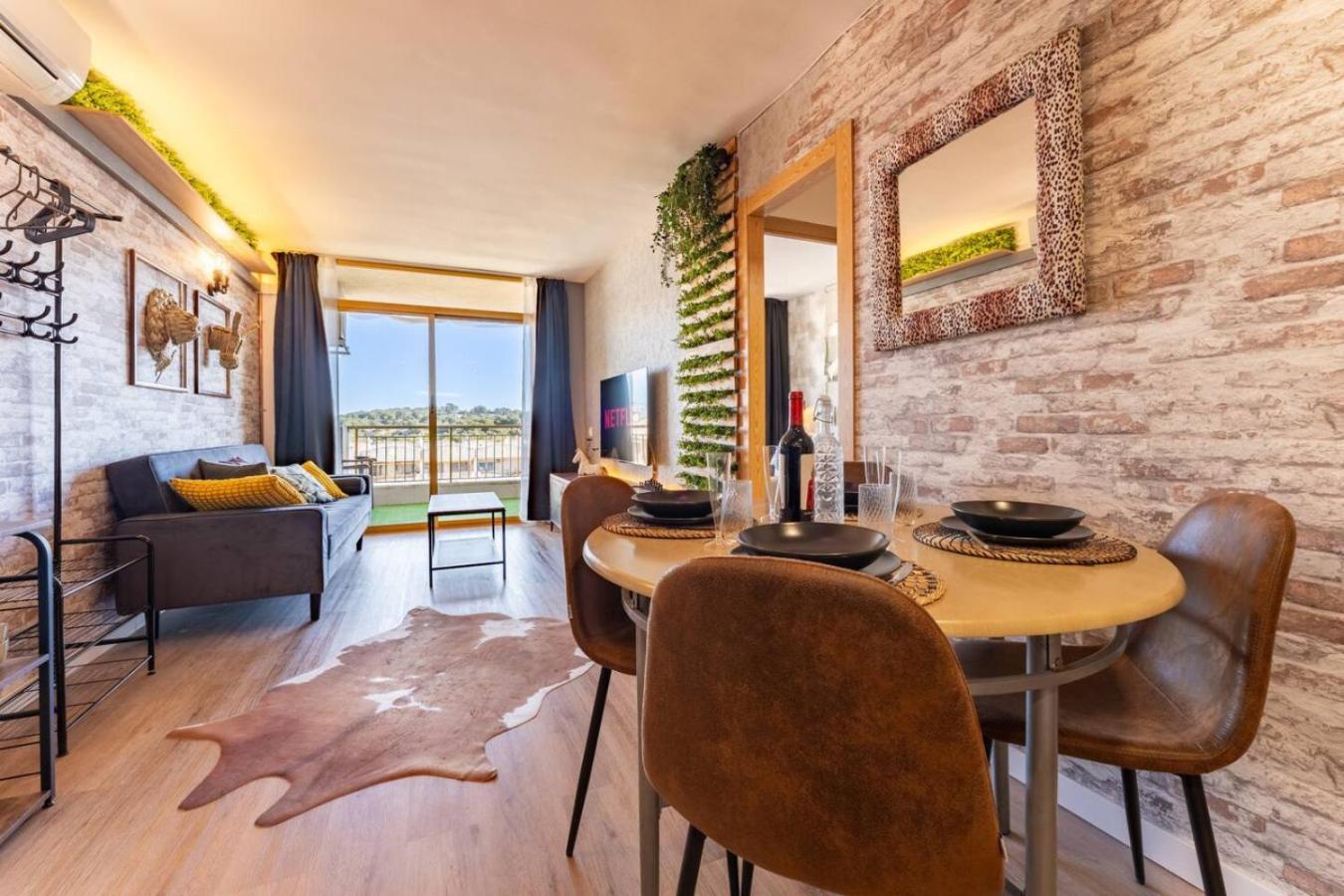 Apartment Industrial Loft At The Salou