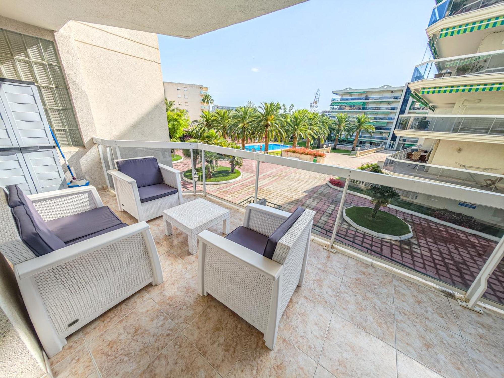 Apartamento Litoral Costa Dorada - Living Park Only Families