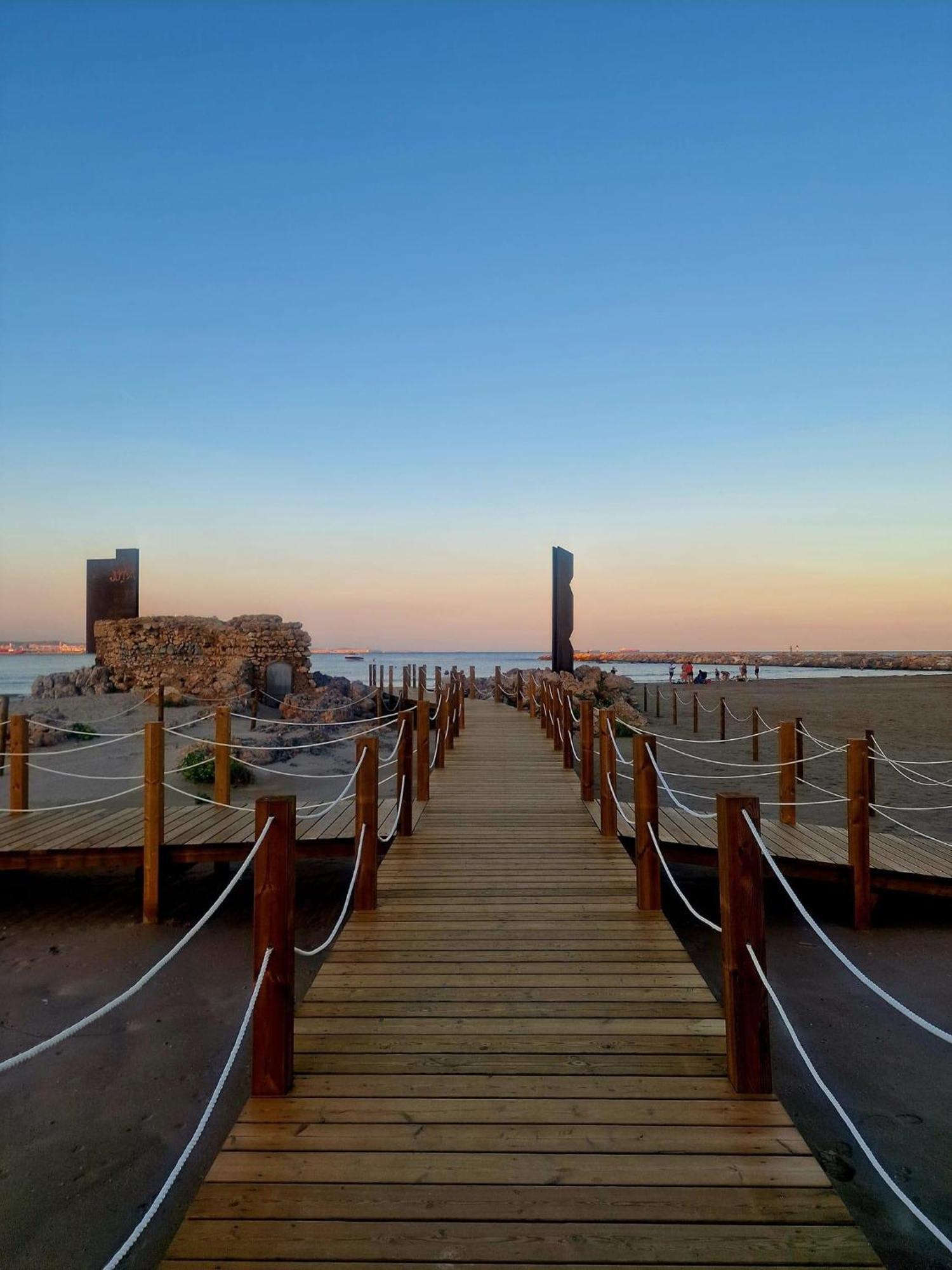 Cibeles Junto Playa Y Climatizado *