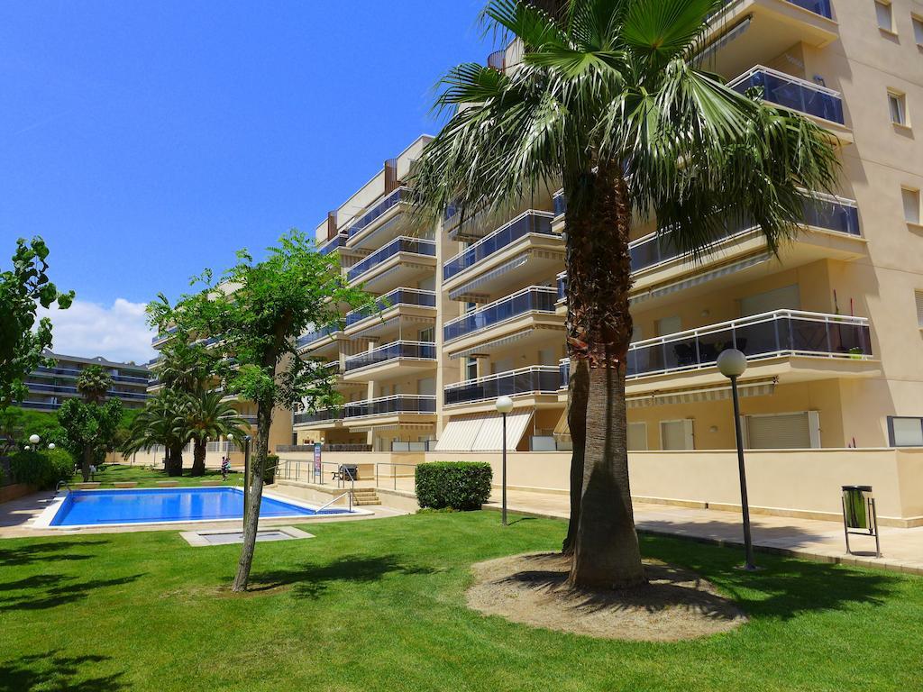 Rentalmar Ventura Village Families *
