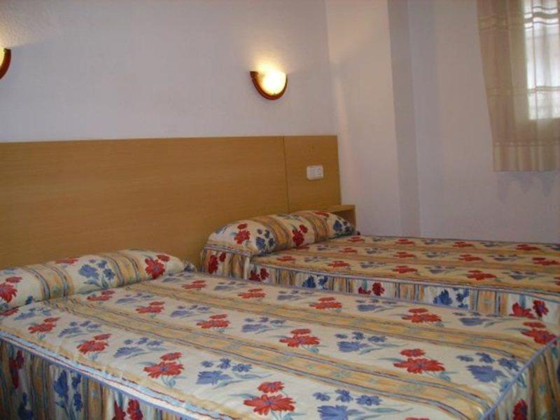 Rentalmar Bahia Dorada And Iris Apartamento *