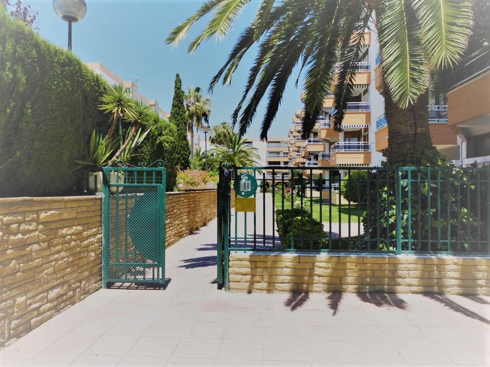 Apartbeach Santa Eulalia Climatizado Junto Playa Apartment Salou