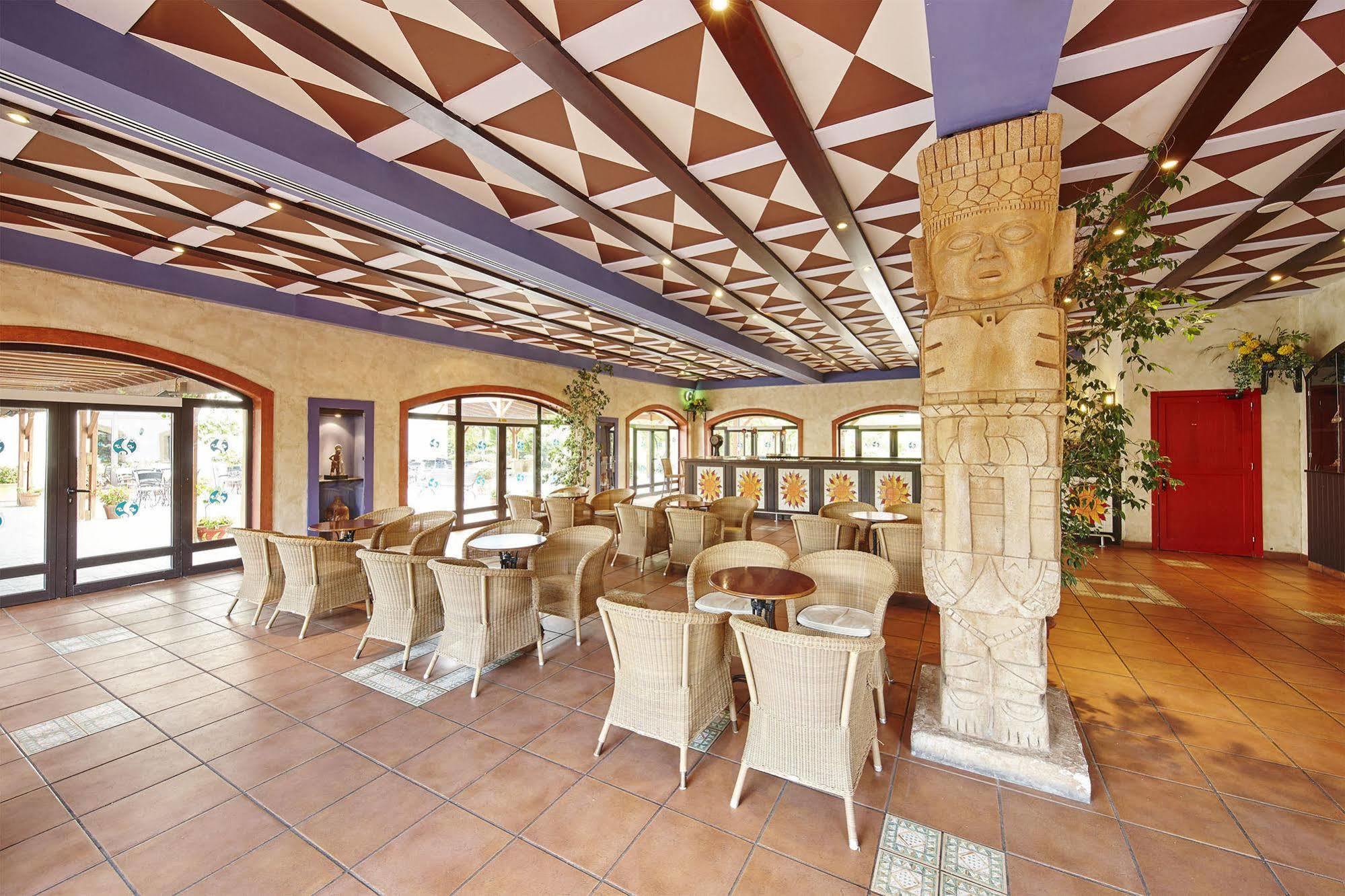 Hotel Portaventura El Paso: Theme Park Access Included