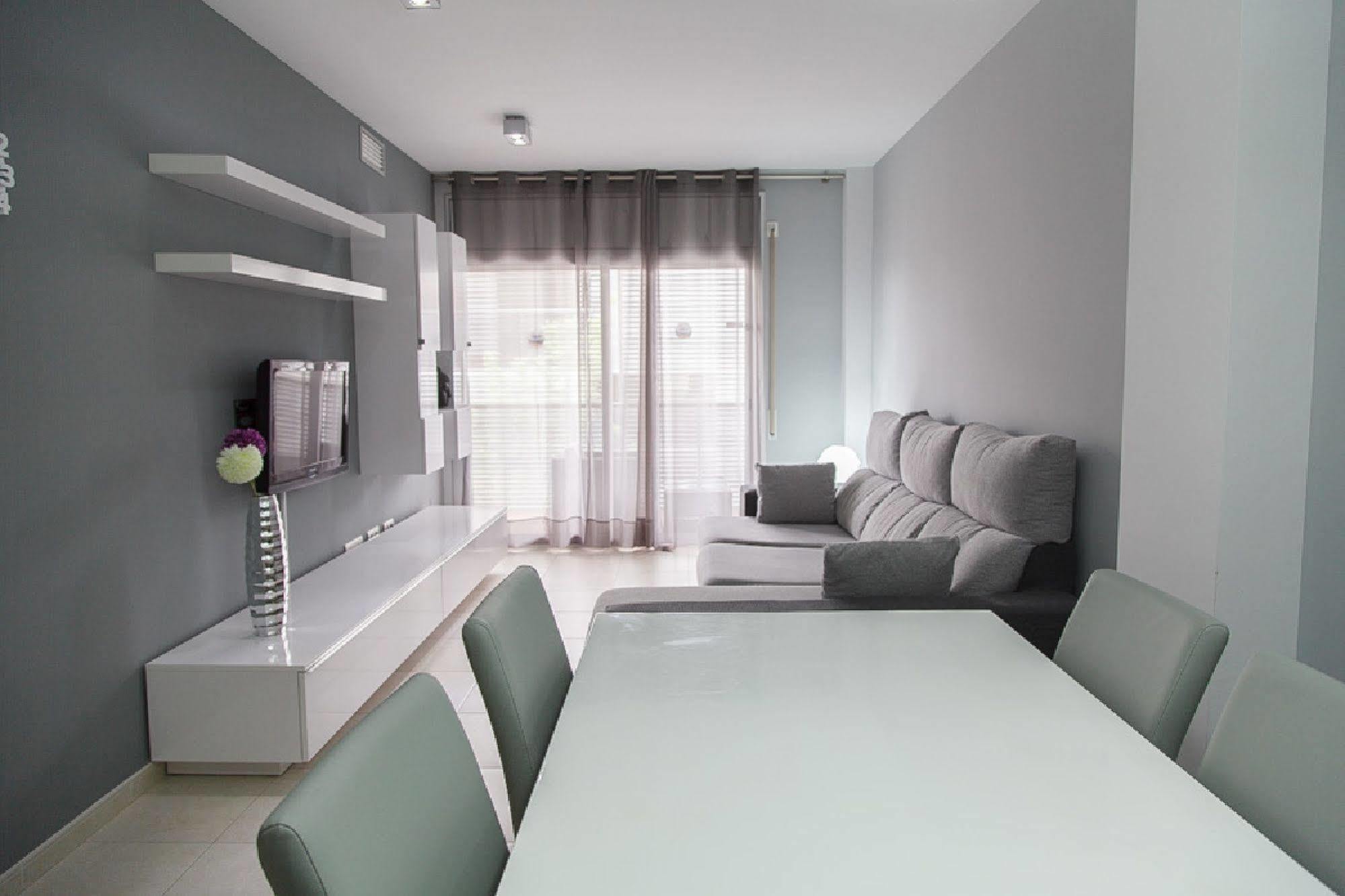 Paradise Village Litoral Costa Dorada Apartment