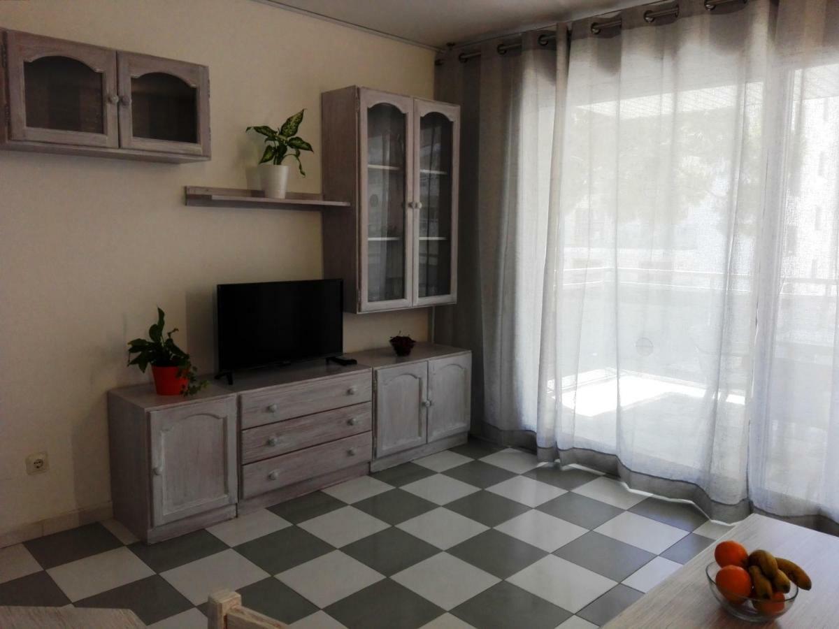 Apartment Zeus Montblanc Salou