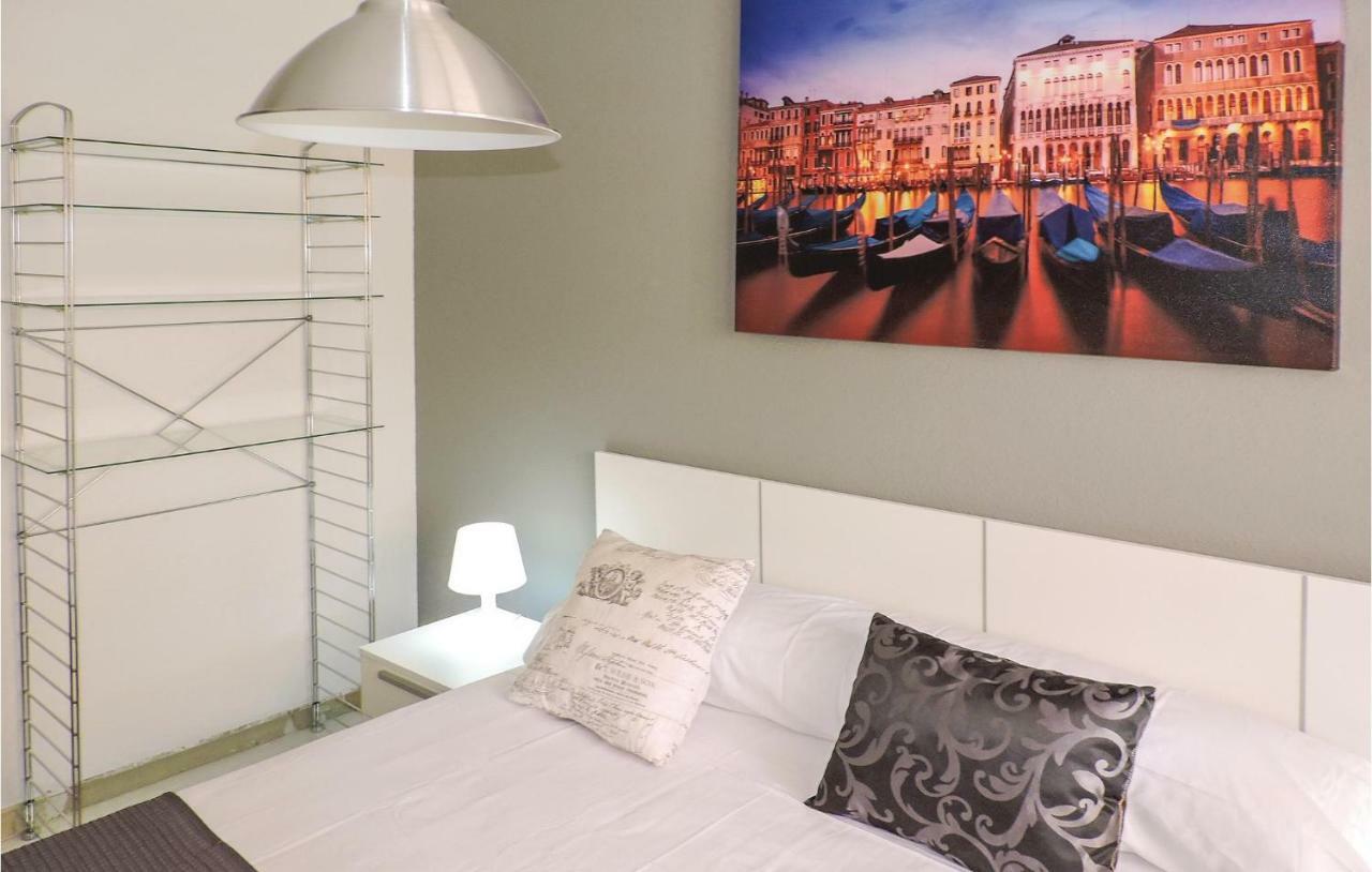 Apartment Three-bedroom In