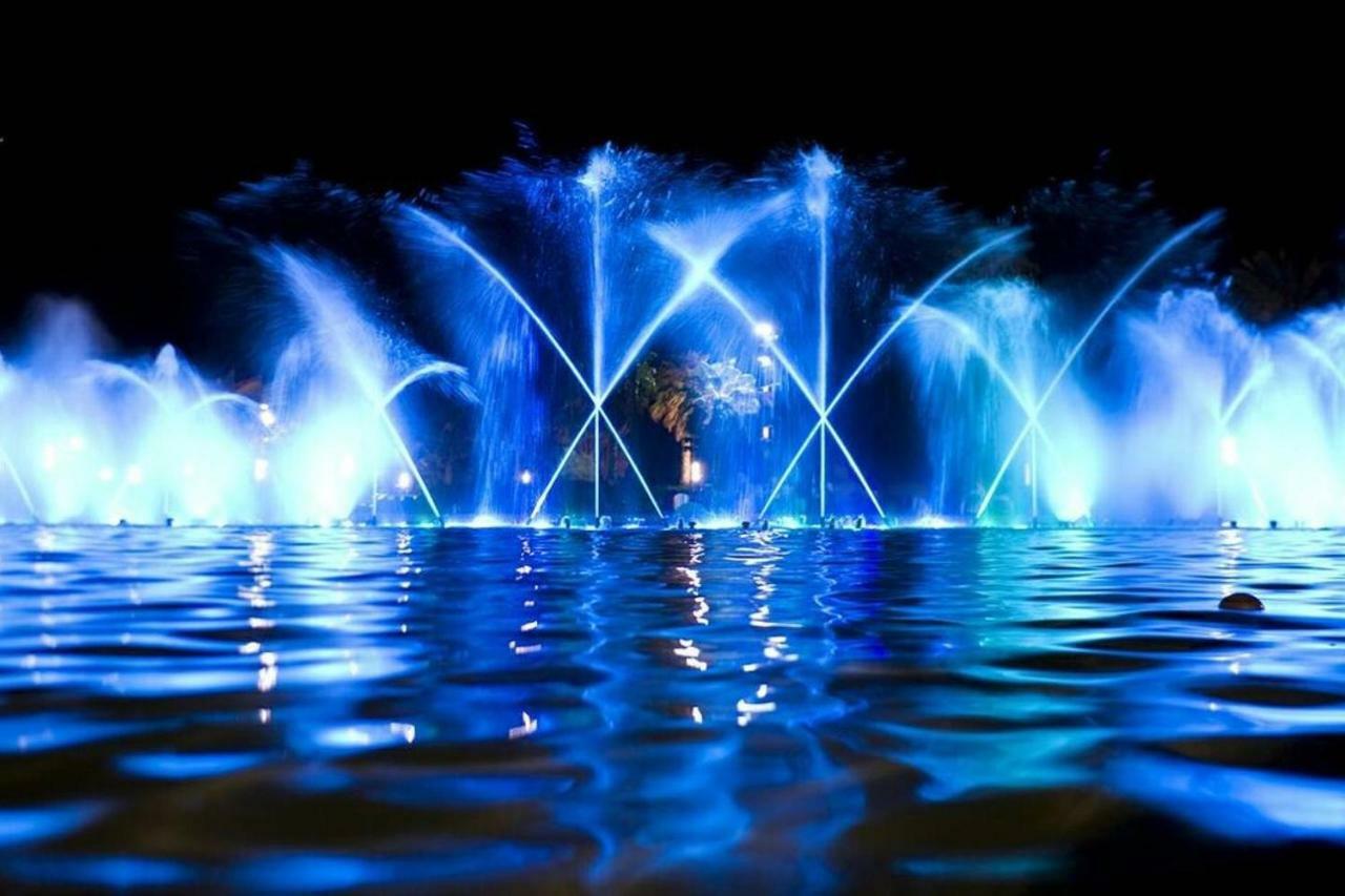 Fabuloso Familiar Con Piscina En *