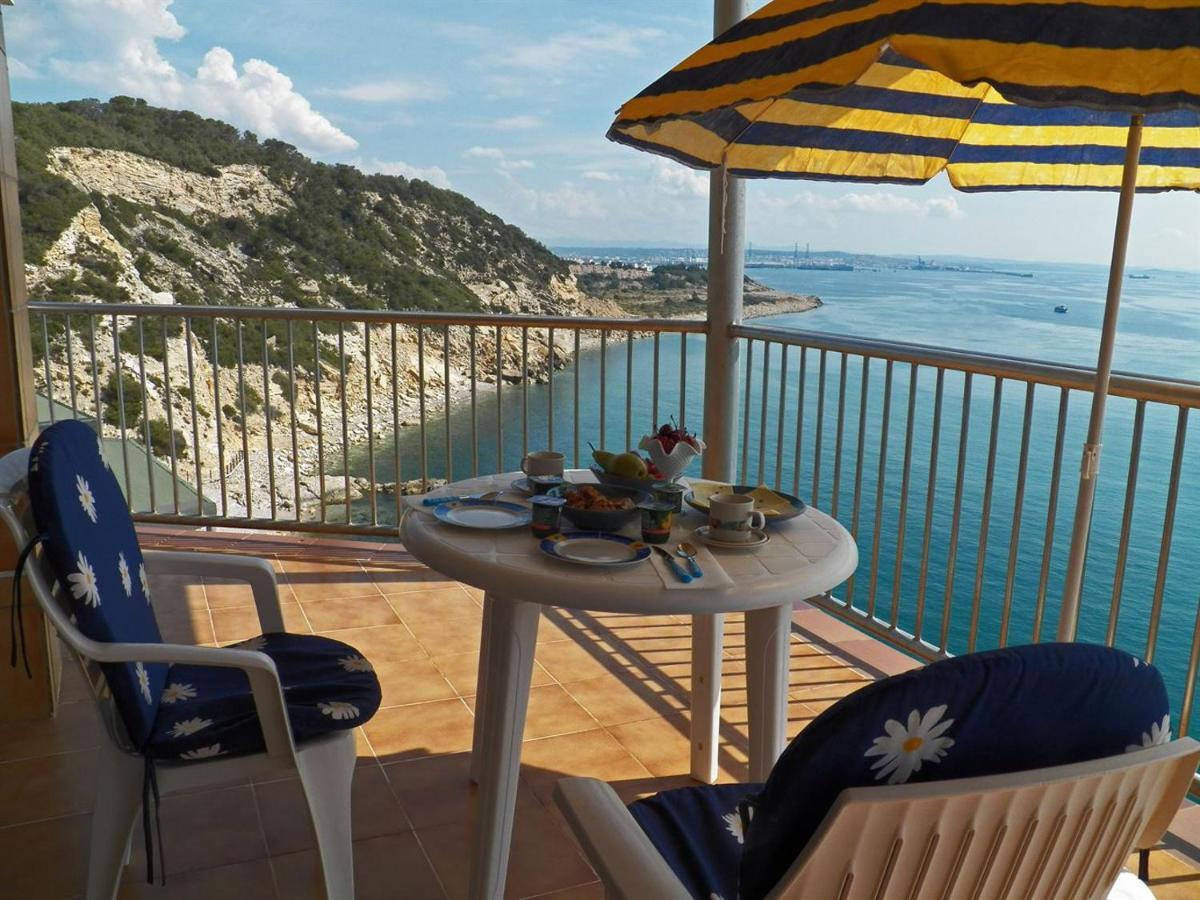 Apartment With Direct Access To The Sea Salou