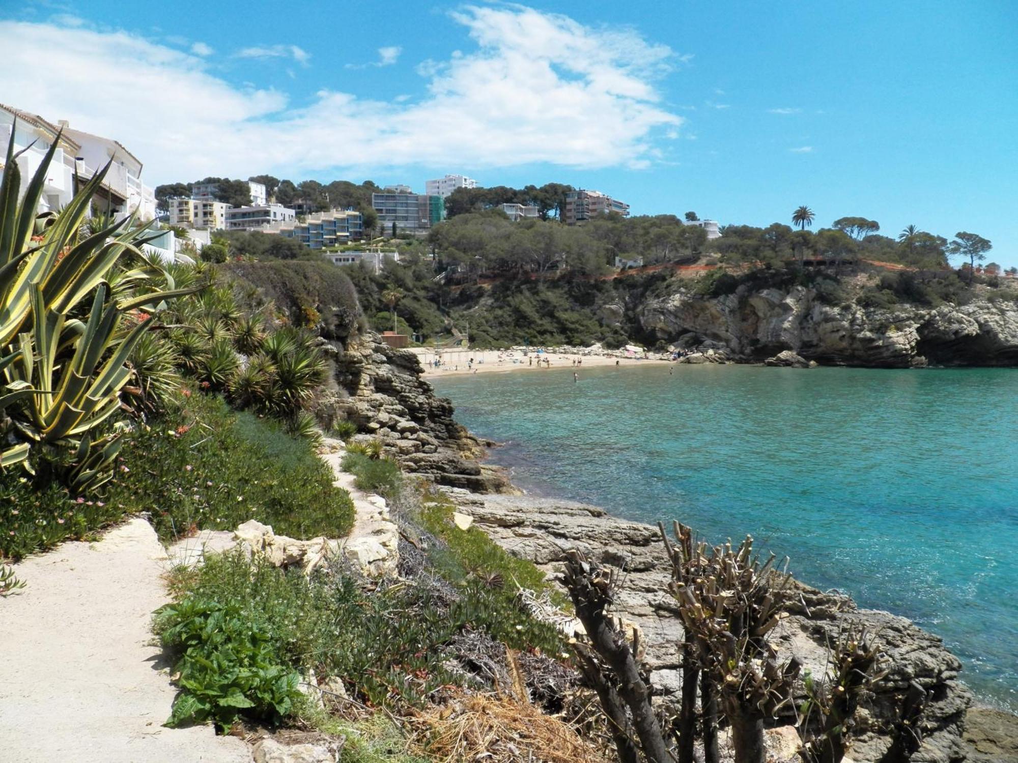 With Direct Access To The Sea Apartment