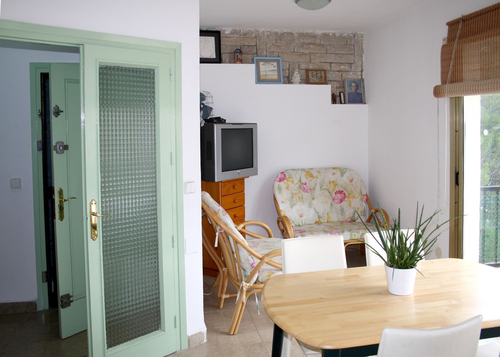 Appartement In A House - Sh06