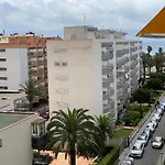 Apartamento Con Piscina En 1ª Linea De Playa En Salou