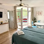 Apartamentos Corcega Palmyra