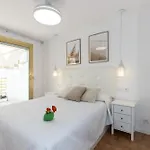 Prime Location Penthouse With Stunning Sea Views