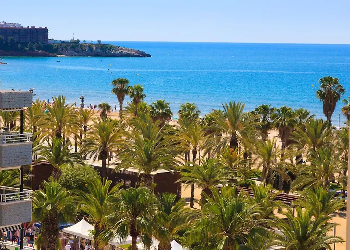 Prime Location Penthouse With Stunning Sea Views