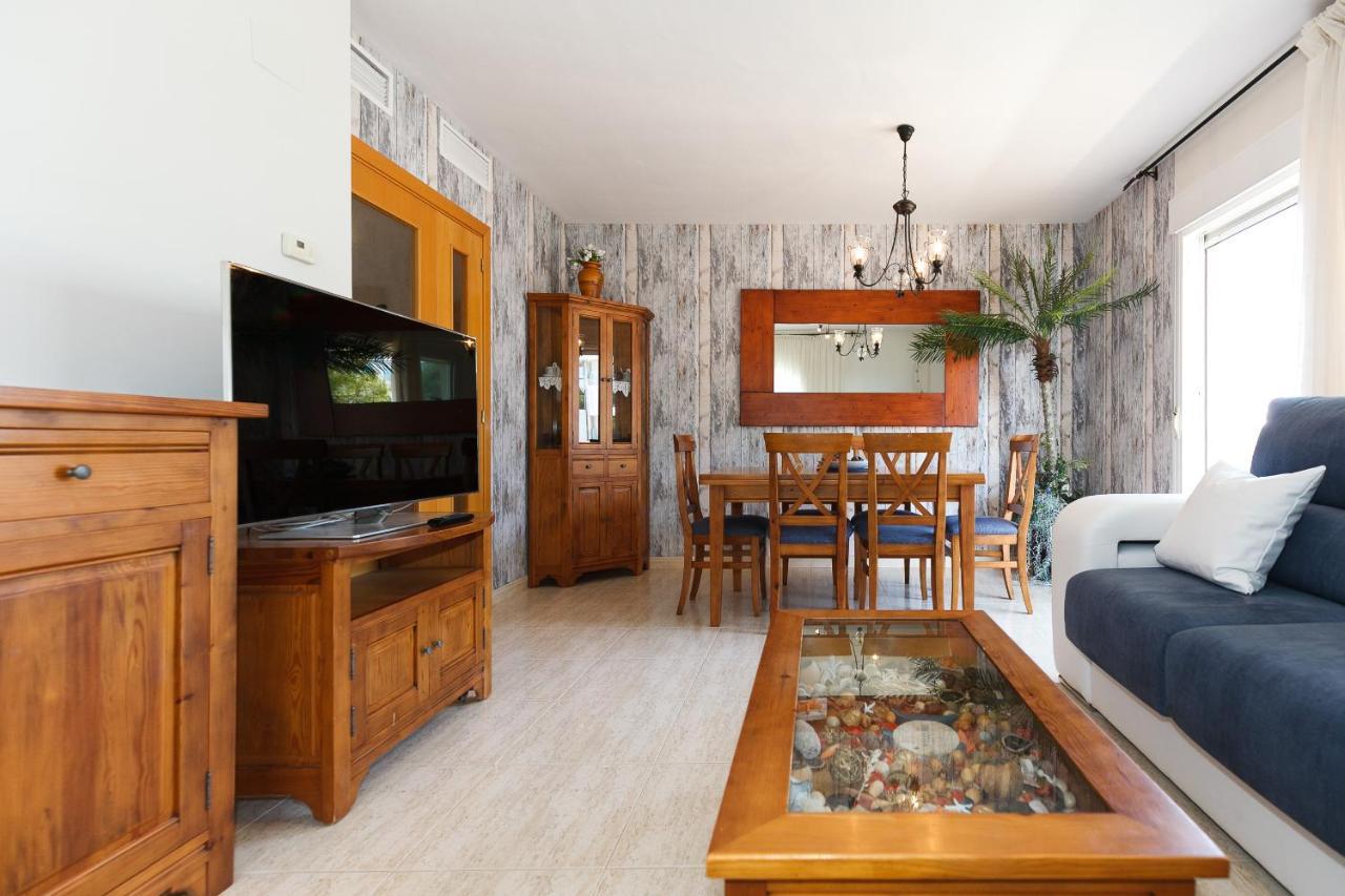 Apartment Uhc Aqua Family Complex Salou