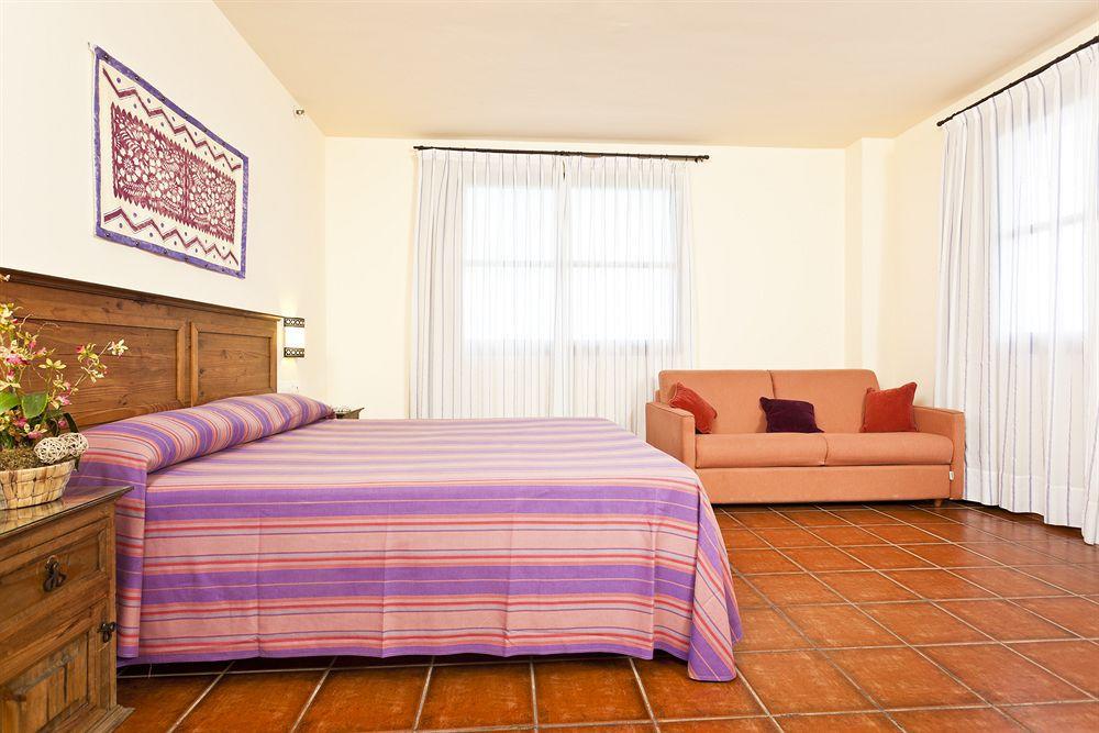 Hotel Portaventura Caribe: Unlimited Park Access & Ferrari Land Entry