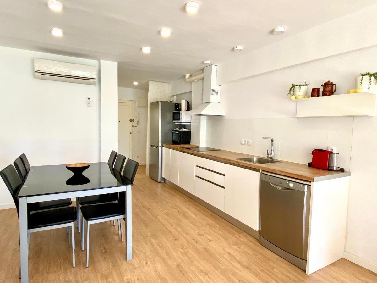 Apartamento De Moderno En *