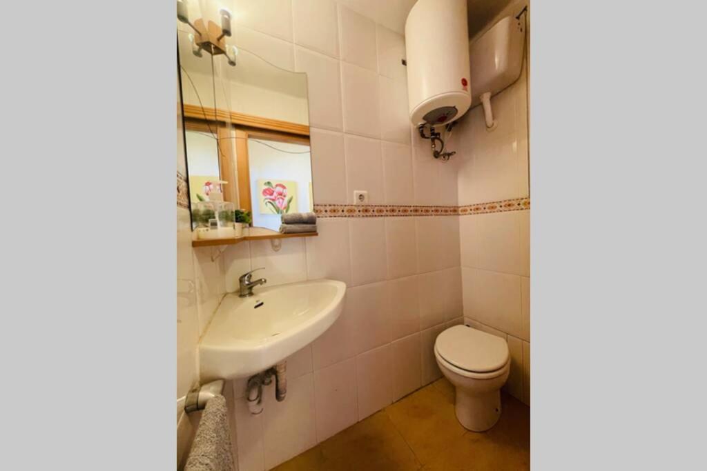 Esther's House A 200 Mts Fuente Luminosa - Wifi