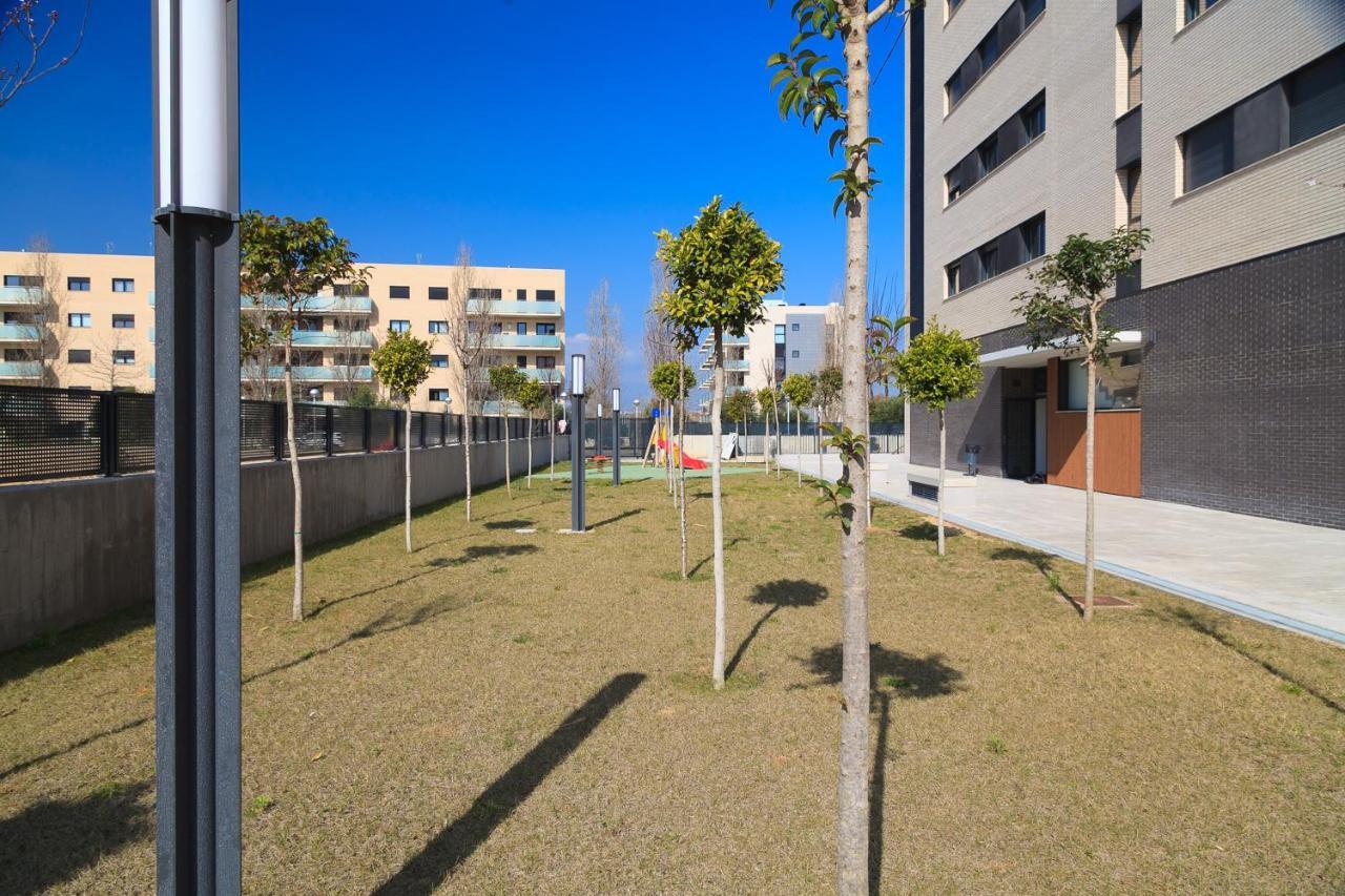 Uhc Residencial Apartamento *