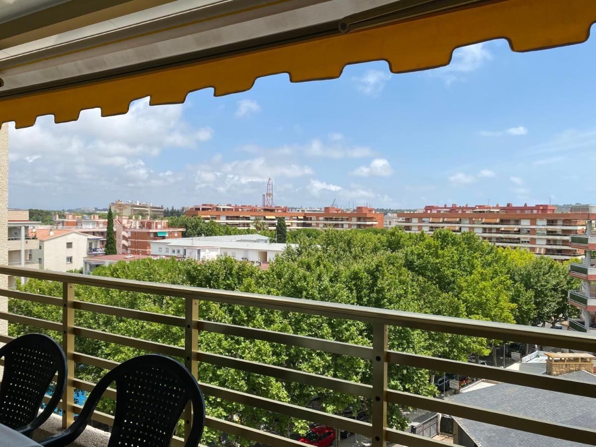 Apartment Con Piscina En 1ª Linea De Playa En Salou
