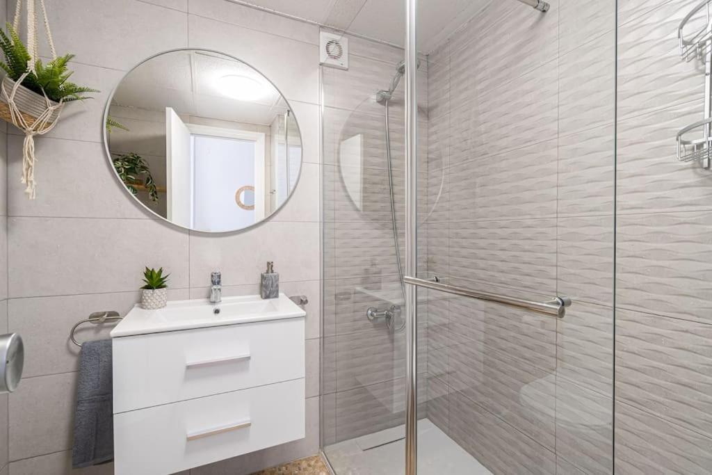 Appartement 1ªlinea Mar-piscina-wifi-portaventura-luxury-chill5 Salou
