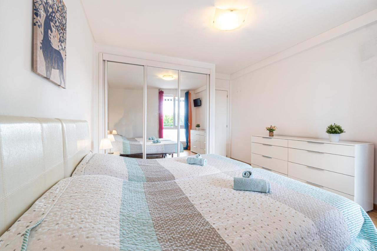 Vista Al Mar Con Parking - 4 Ambientes Apartamento