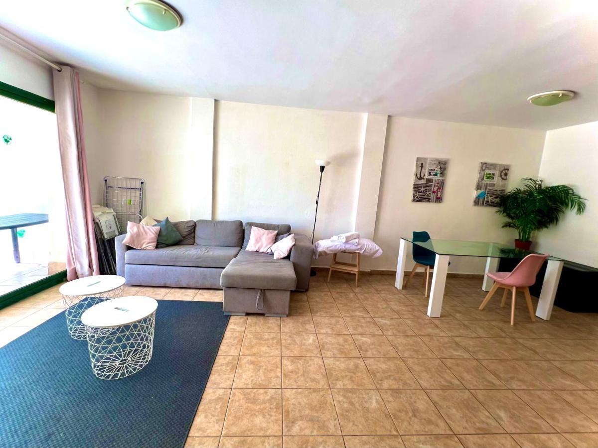 6 A 5 Min Port Aventura En Festival Village Apartment Salou