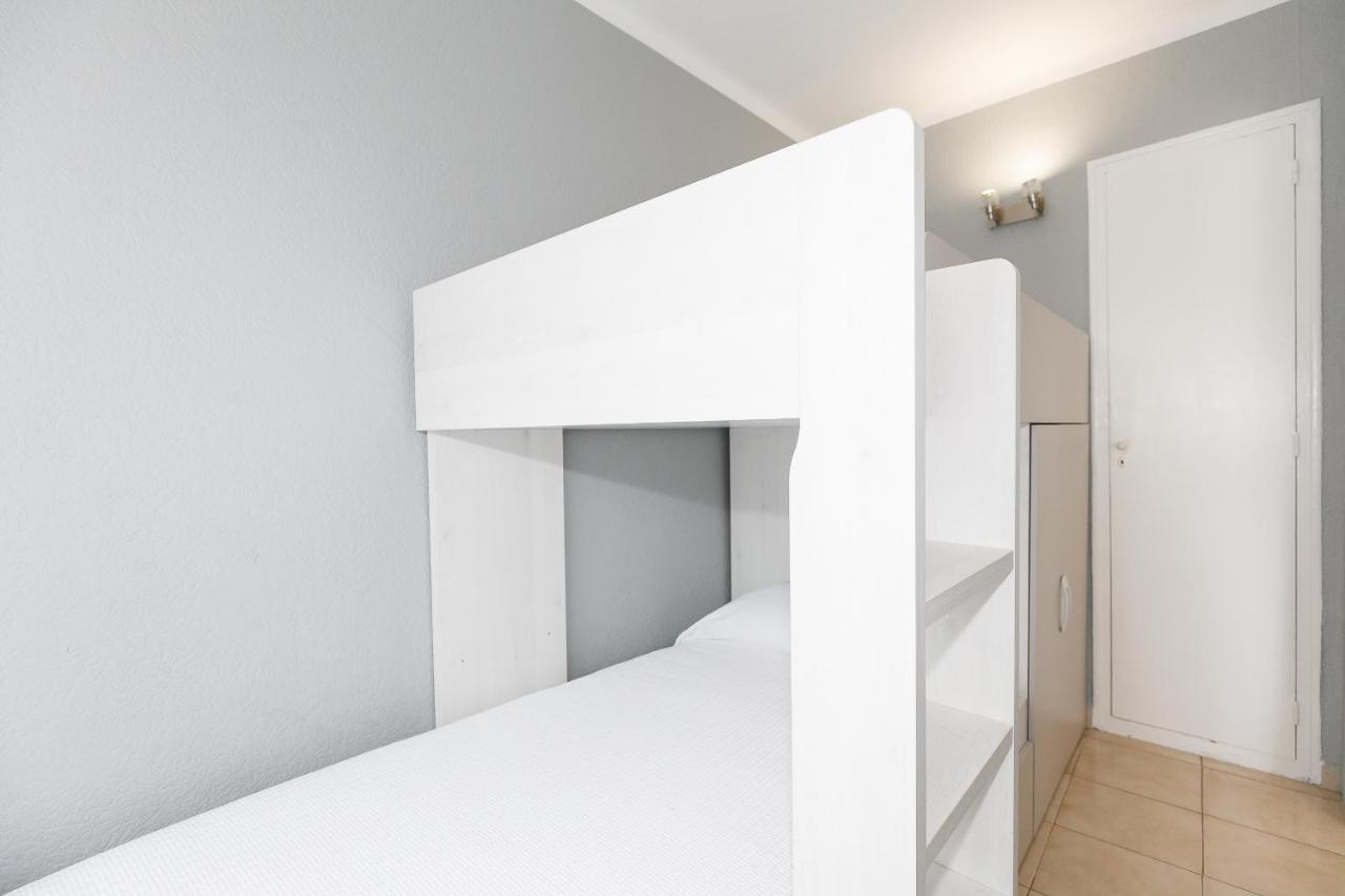 Uhc Sayonara Apartment
