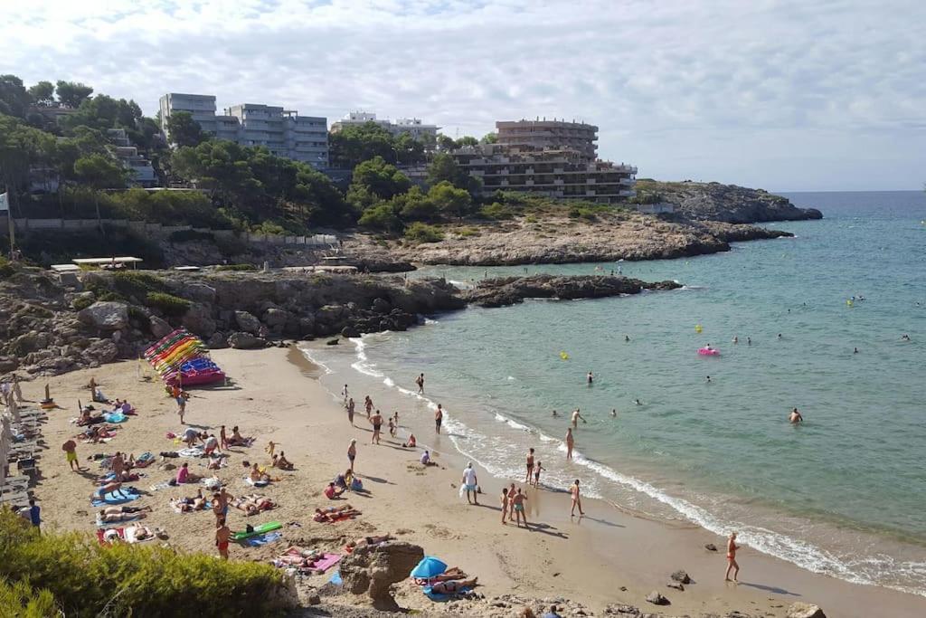In Salou. Beach Relax Hutt-033474-91 *