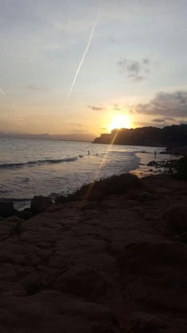 In Salou. Beach Relax Hutt-033474-91 *