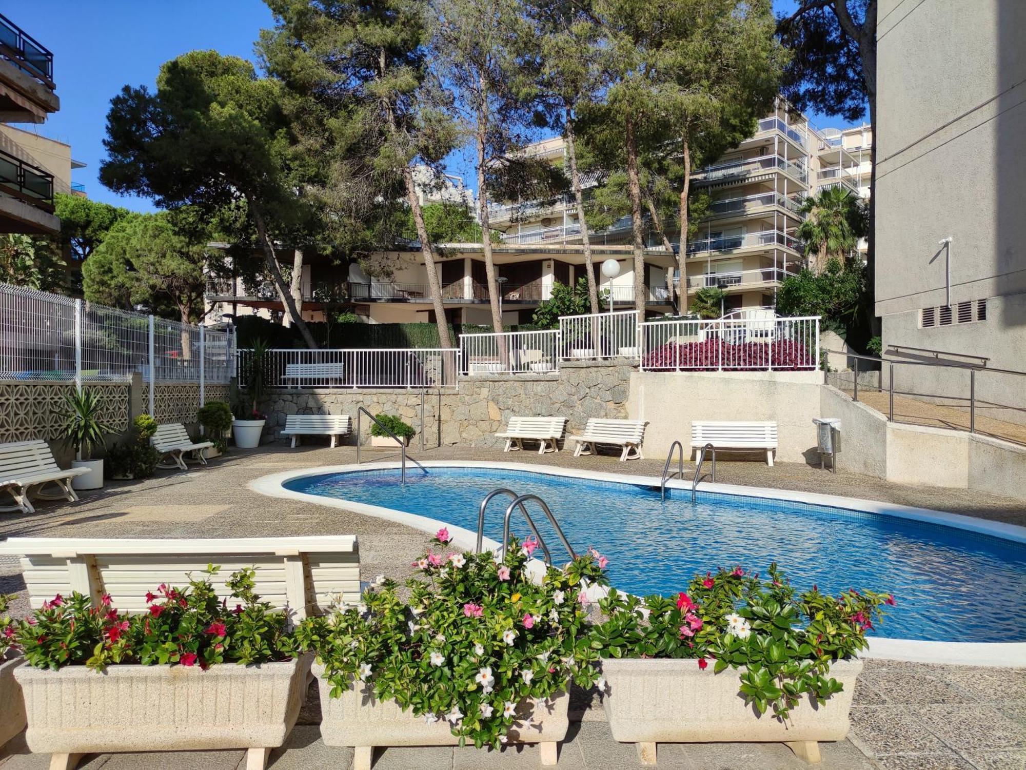 Apartment Paradis Salou, Centro Turistico, Wifi, Piscina, Vistas Al Mar