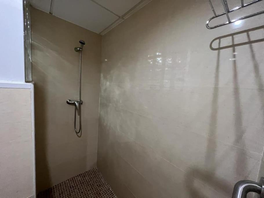 Apartment Michelangelo Super 2 Bedroom Near The Salou