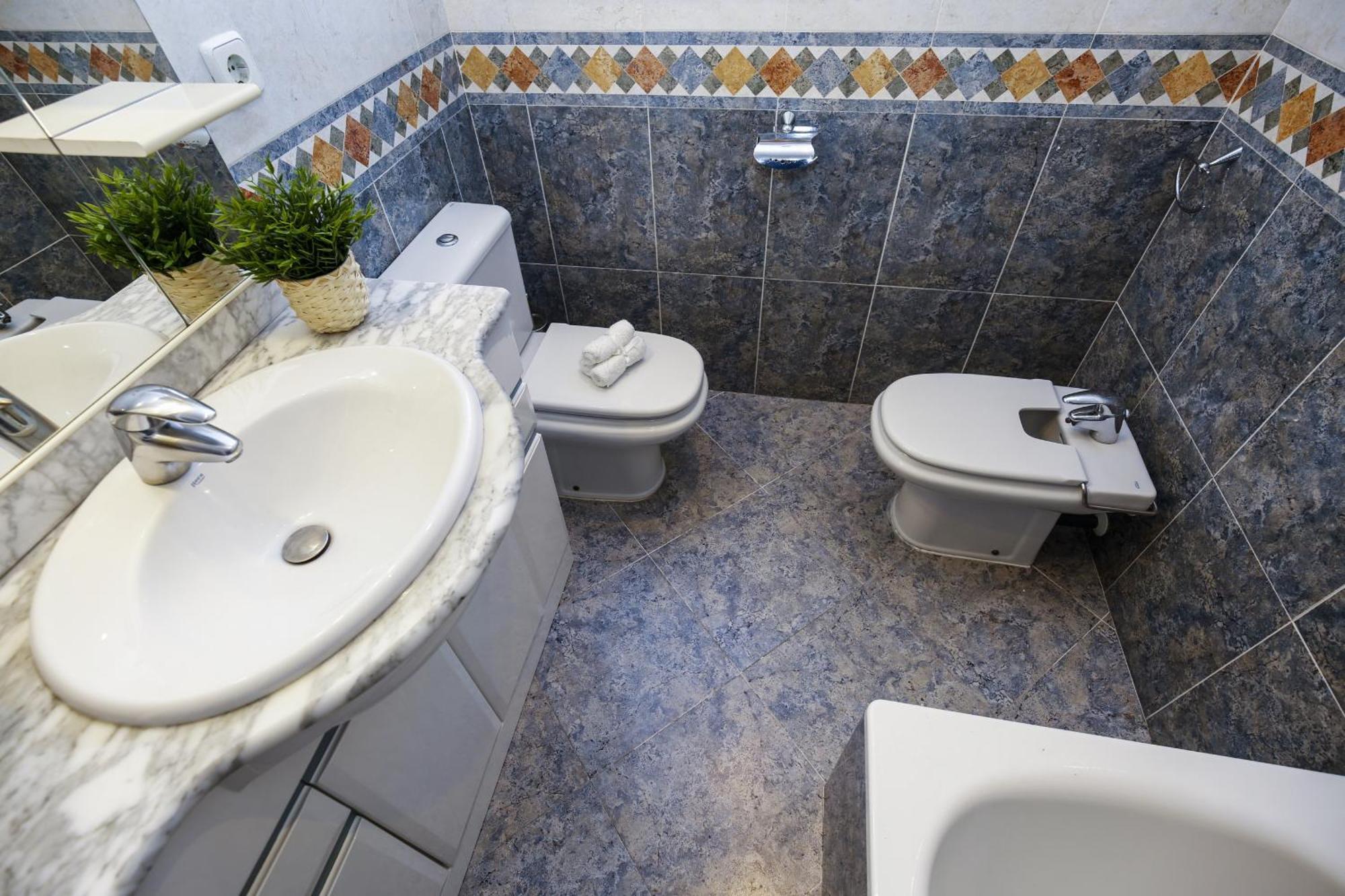New Queens 2a Planetcostadorada Apartamento Salou