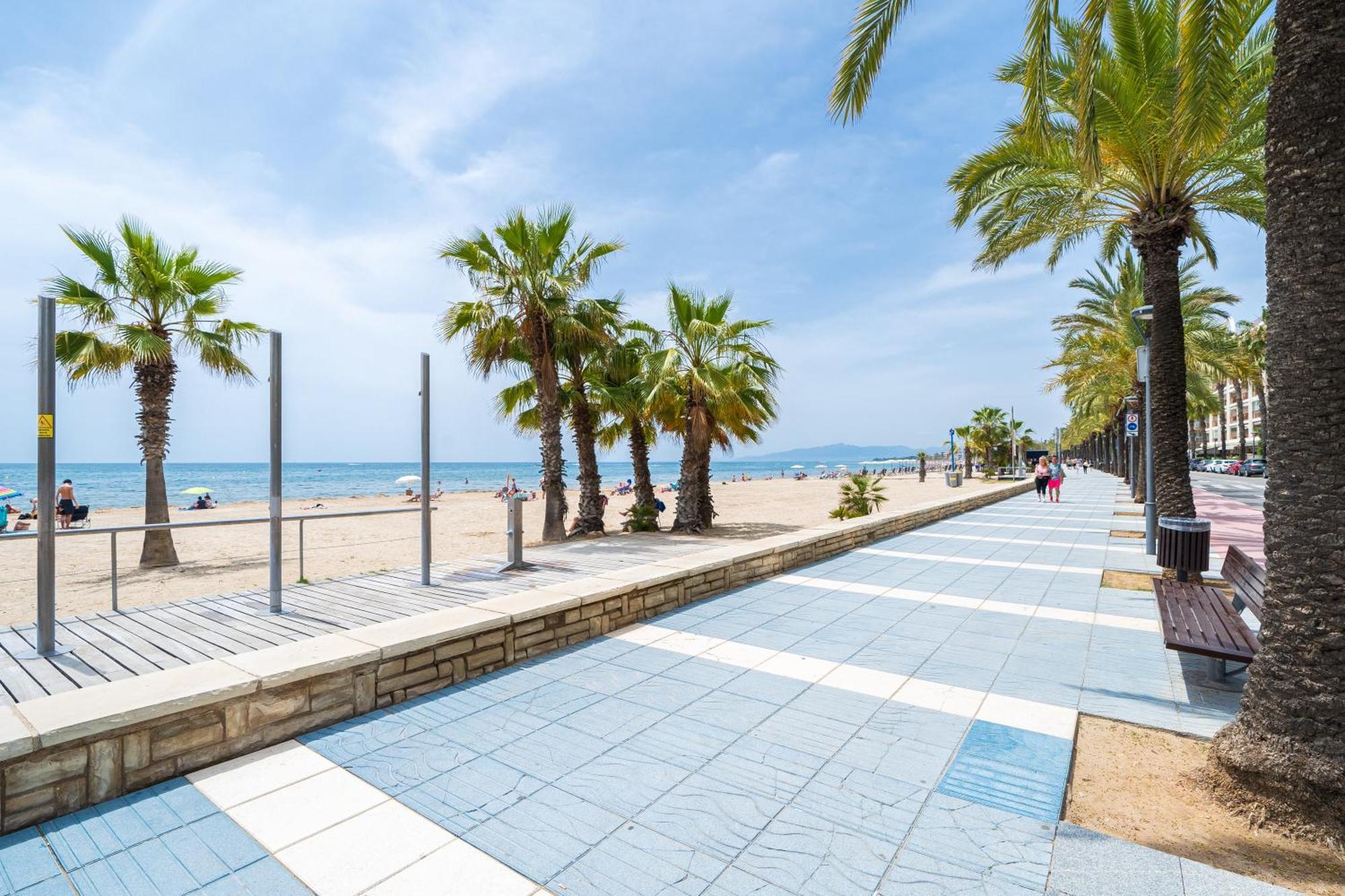 Luxury With Sea View And Parking *