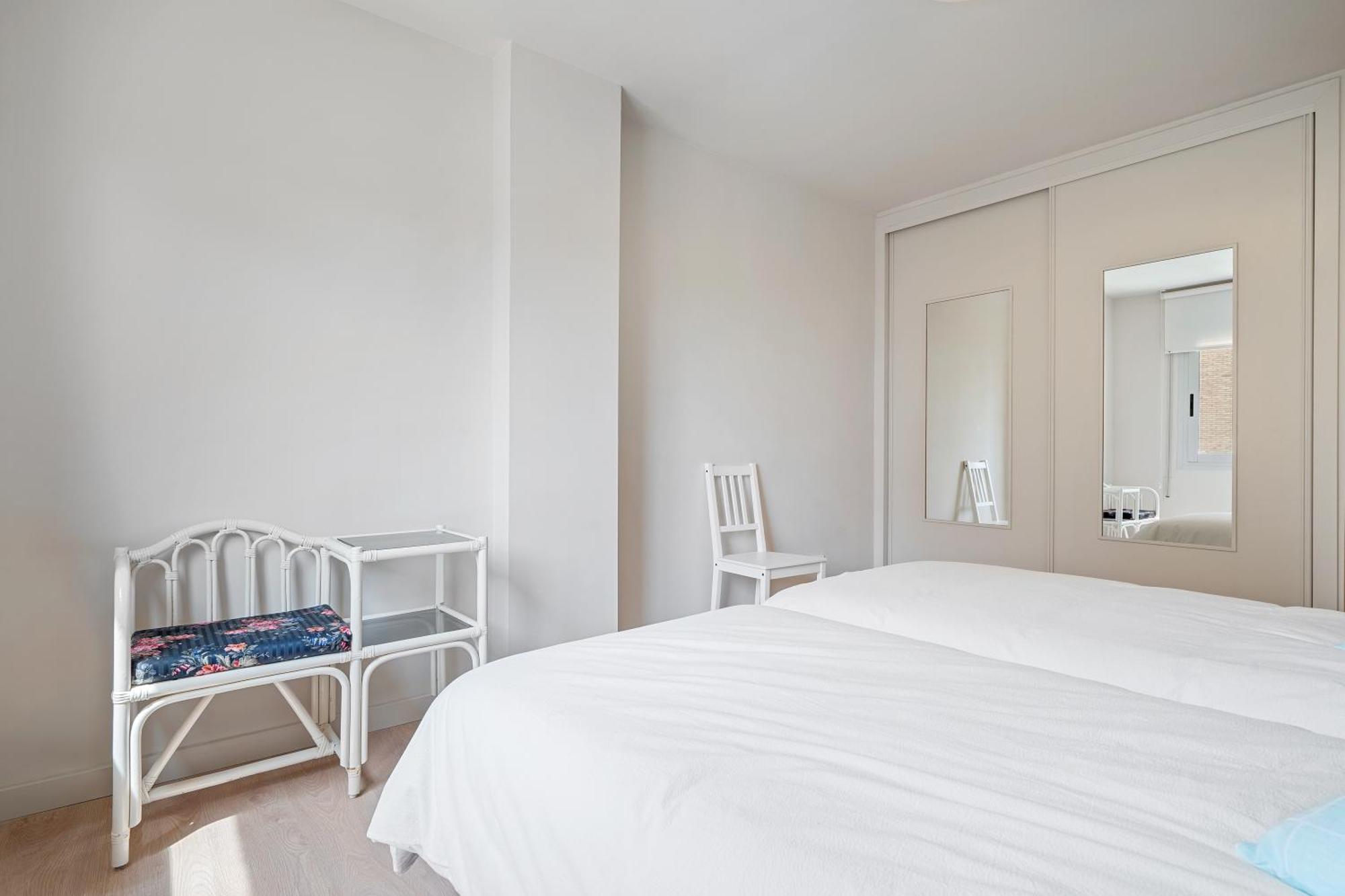 Luxury With Sea View And Parking Apartment *