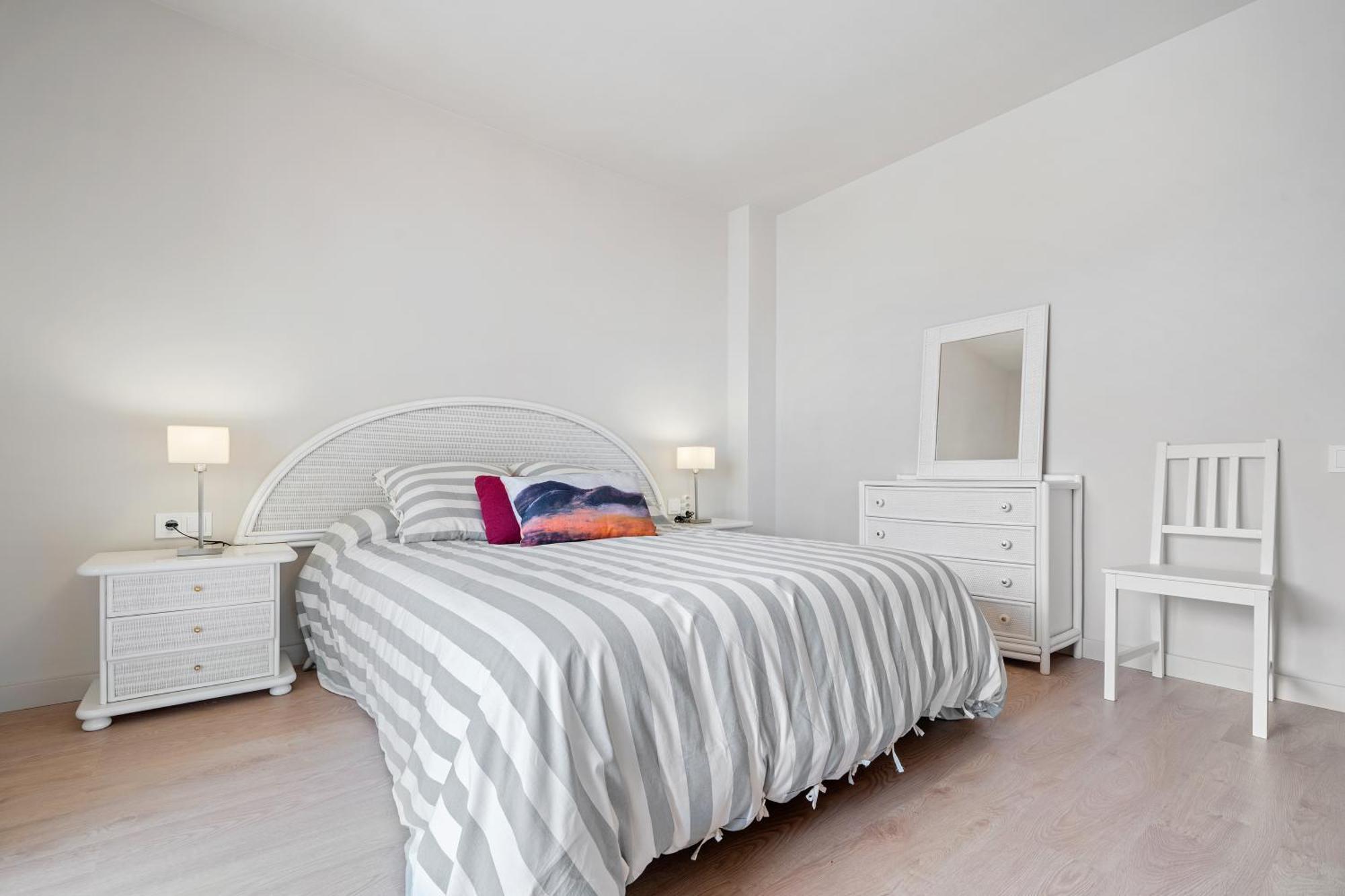 Apartment Luxury With Sea View And Parking Salou