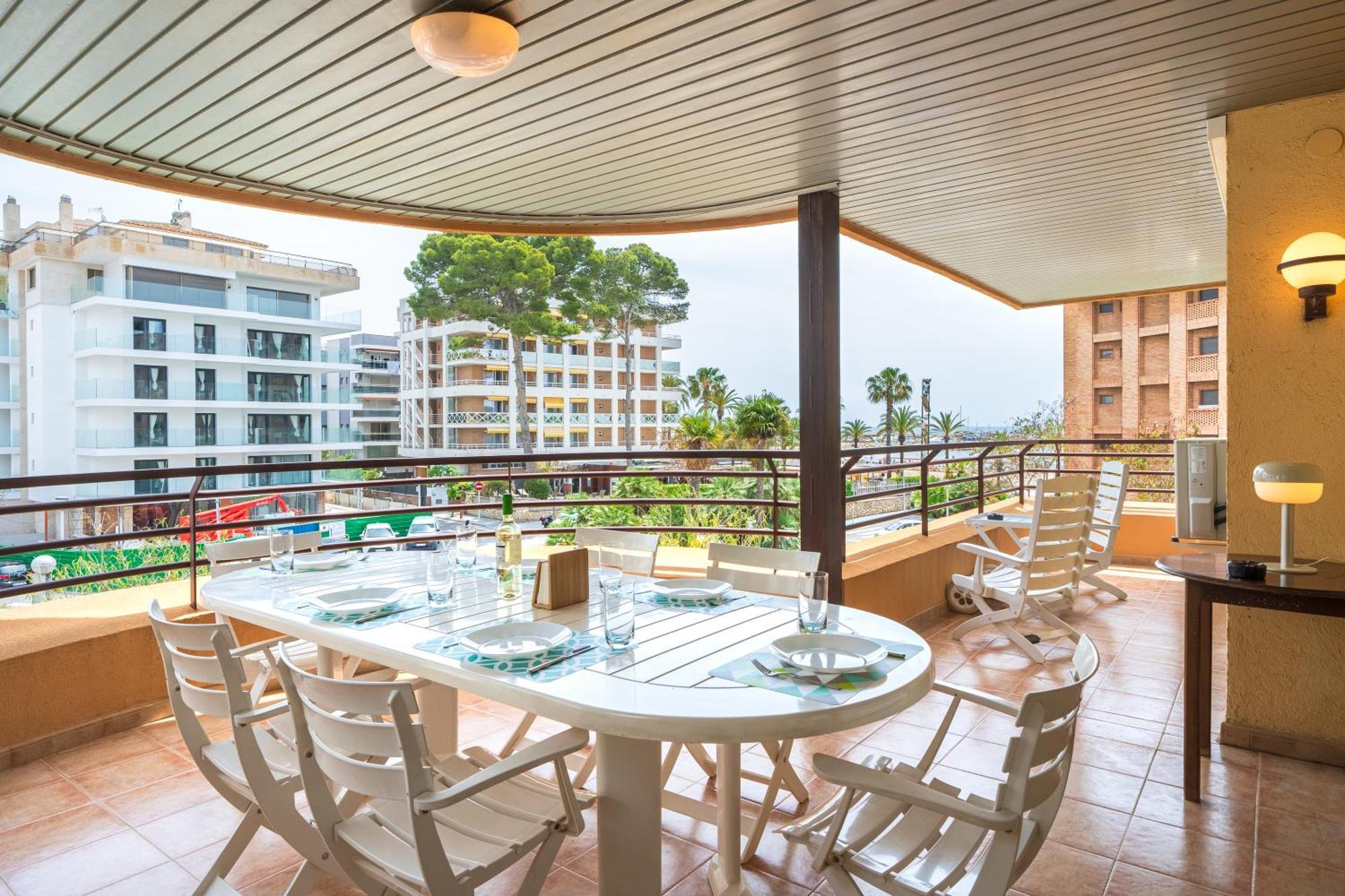 Luxury With Sea View And Parking Salou