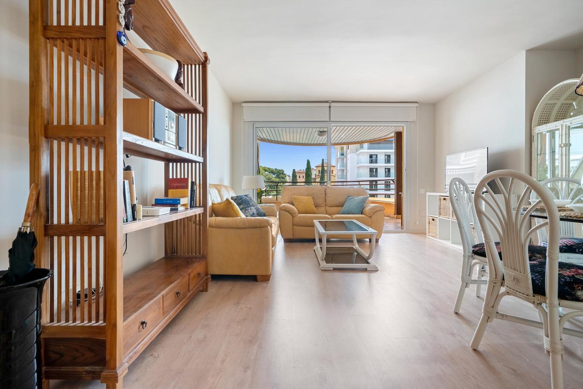 Luxury With Sea View And Parking *