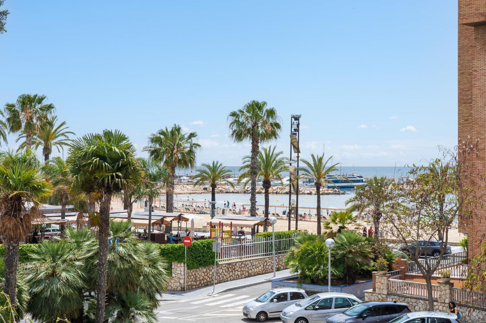 Apartment Luxury With Sea View And Parking