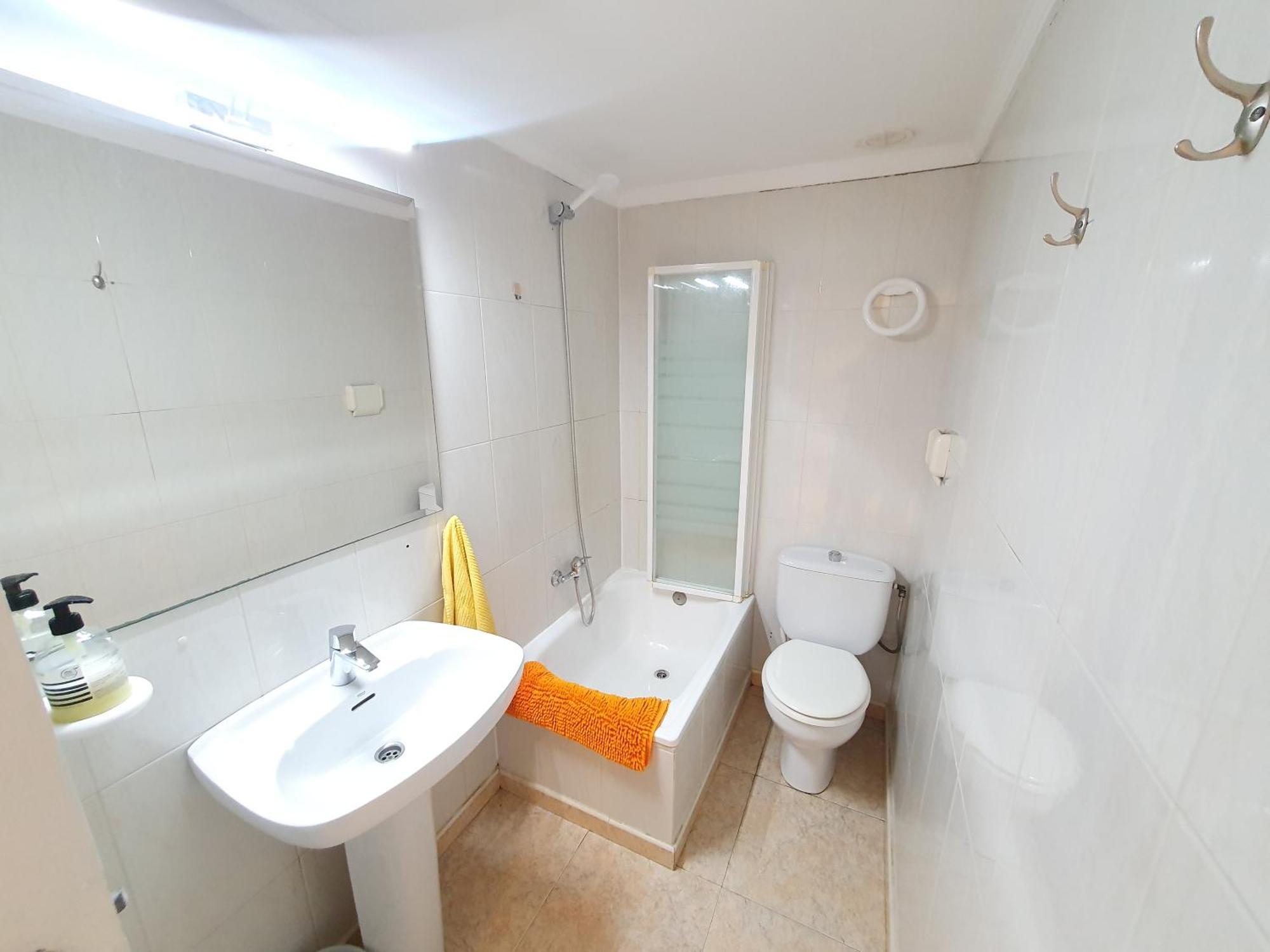 Apartamento Salou,carrer De París, Playa Centro. Piscina. Salou