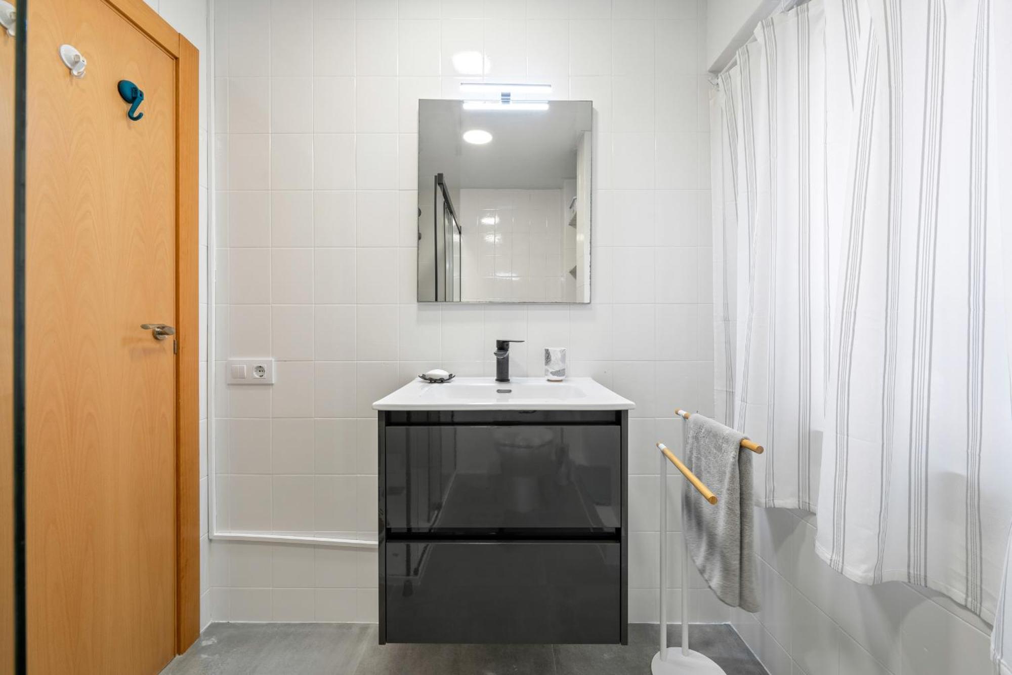 Apartment Hauzify I Gogh *