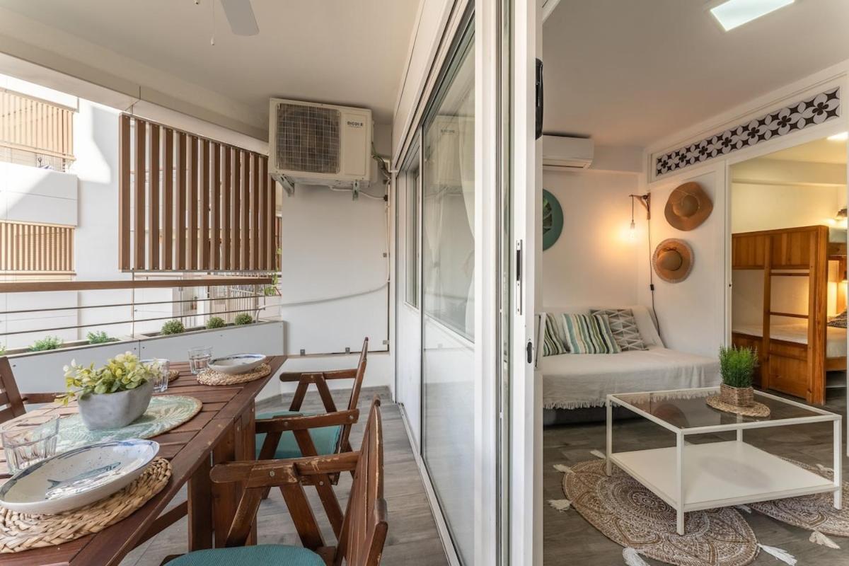Seafront! Private Terrace - Ac & Wifi Apartment *