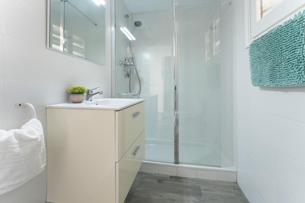 Apartment Seafront! Private Terrace - Ac & Wifi Salou