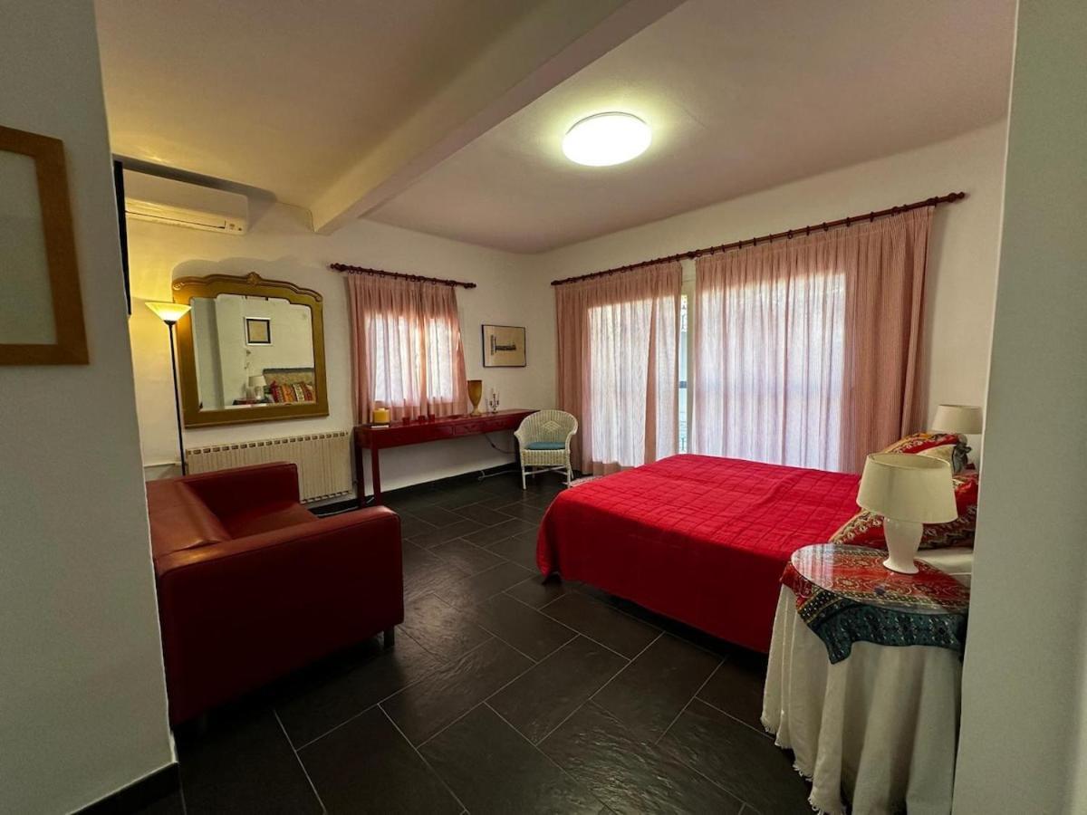 Villa Dea - Away From - Families Only Salou