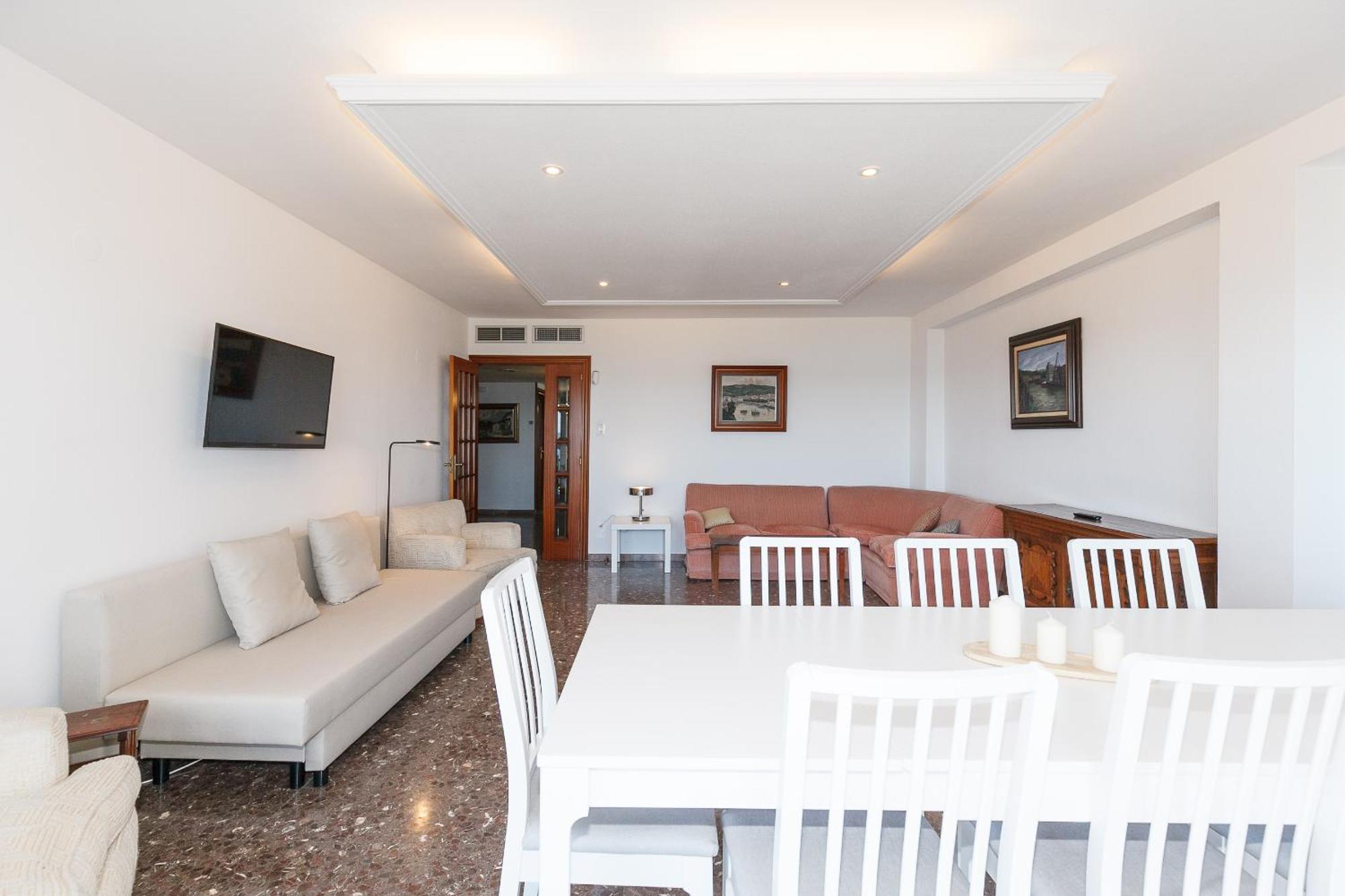 Uhc Anagabu Family Complex Apartment Salou