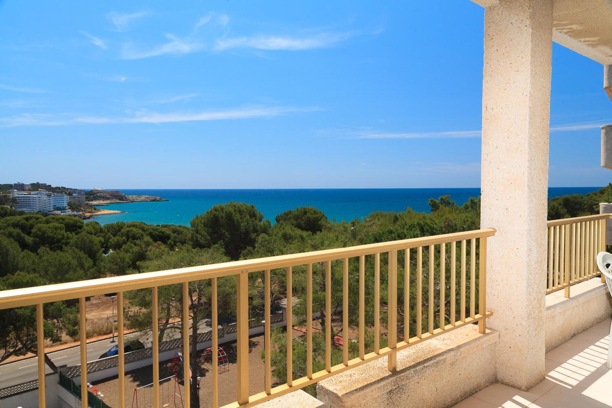 Uhc Pacific Apartment Salou