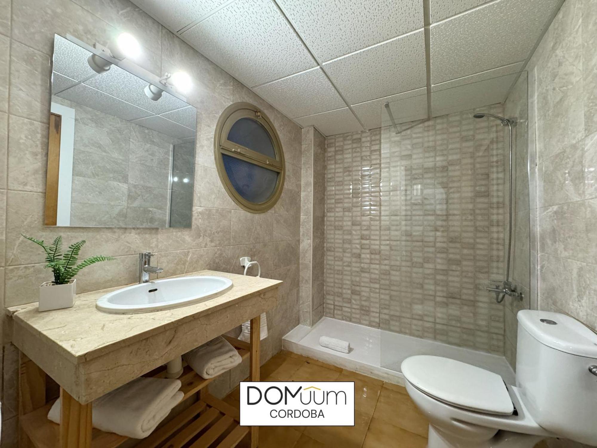 Domuum Holidays - Cordoba * Salou