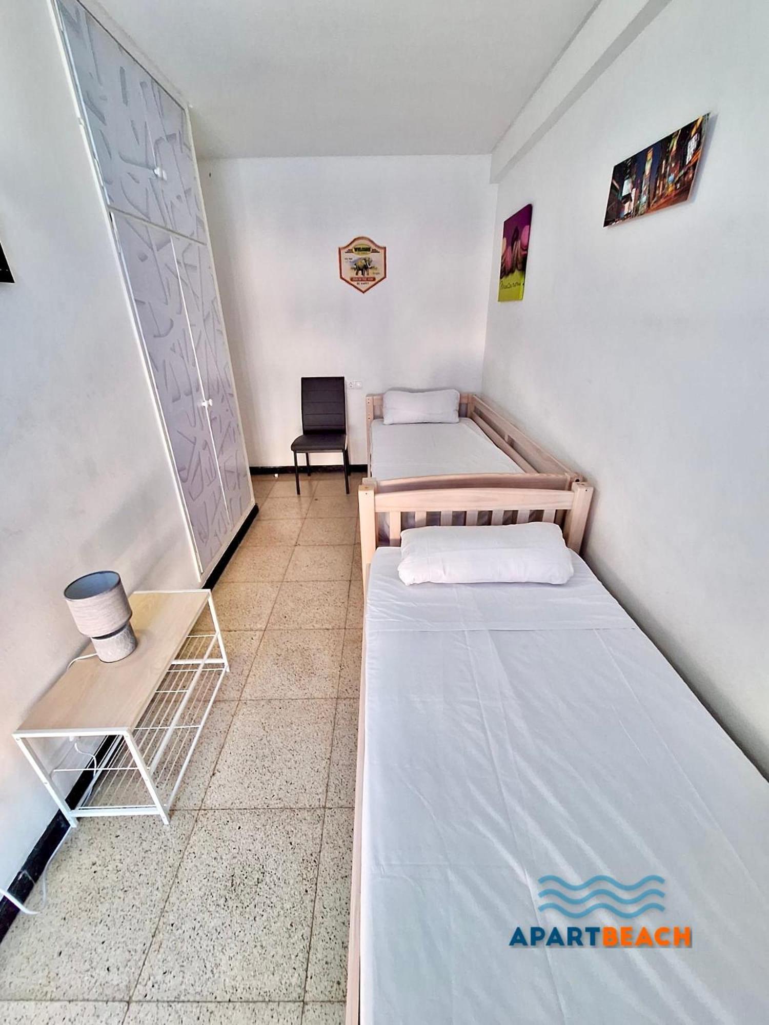 Apartbeach Capri Front Clima Y Wifi Apartment Salou